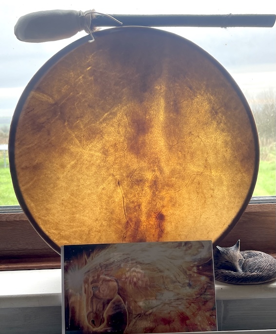 14" Spirit Horse Drum, The Pathfinder Drum, Horse & Oak Shamanic Drum, Deep Tone, Healing Medicine Drum with Hazel and Quartz - Image 2