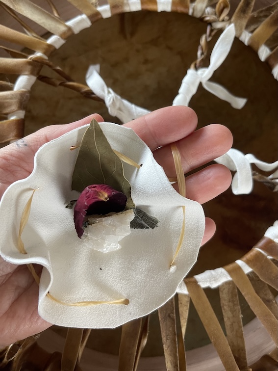 14" Spirit Horse Drum, The Pathfinder Drum, Horse & Oak Shamanic Drum, Deep Tone, Healing Medicine Drum with Hazel and Quartz - Image 5